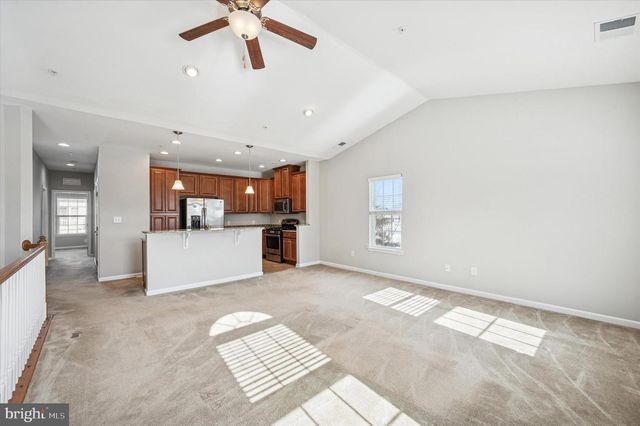 4 EAGLE LN, Glen Mills, PA 19342