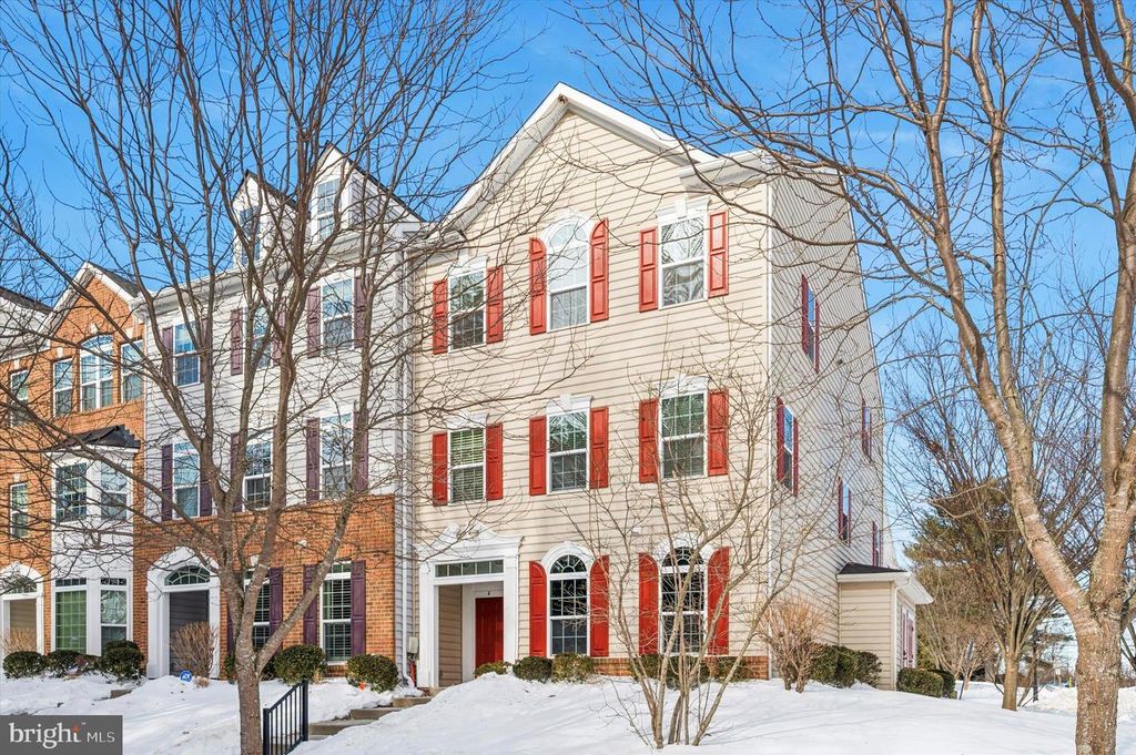 4 EAGLE LN, Glen Mills, PA 19342