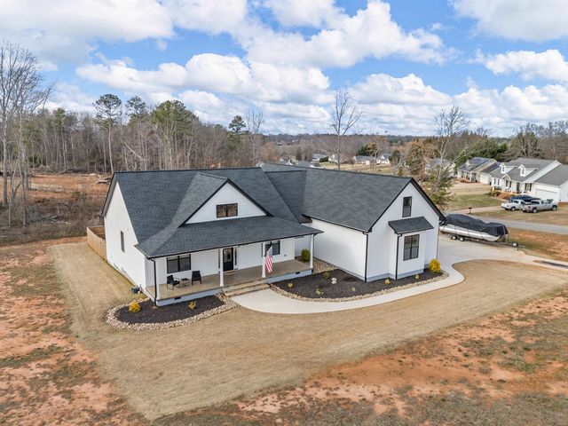 459 Gramling School Road, Inman, SC 29349
