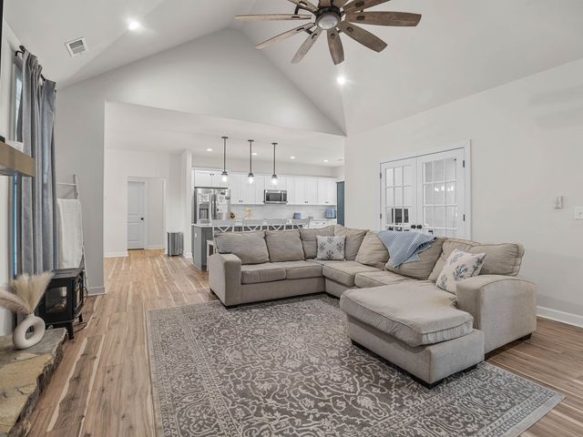 459 Gramling School Road, Inman, SC 29349