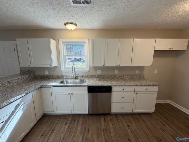 117 Lucille Drive, Decatur, AL 35603