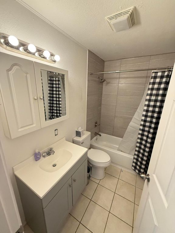 Image 14 of property listing at 1318 Fulton Street, San Angelo, TX 76905