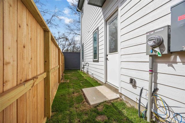 9803 Fulton Park Lane, Houston, TX 77076