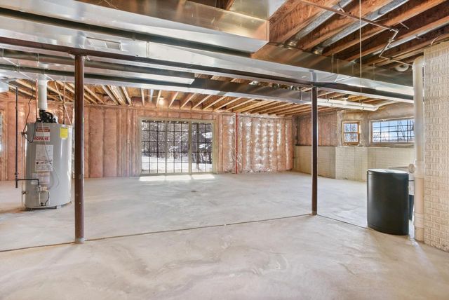 369 Schraufnagel DRIVE, Hartland, WI 53029