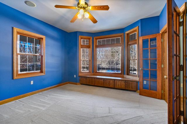 369 Schraufnagel DRIVE, Hartland, WI 53029