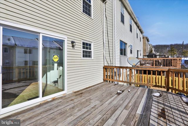 25-W W END CT, Halethorpe, MD 21227