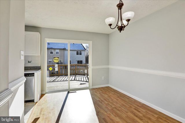 25-W W END CT, Halethorpe, MD 21227