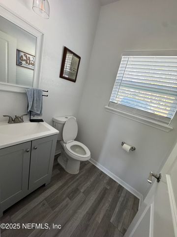 240 ASHLEY Street, Hawthorne, FL 32640