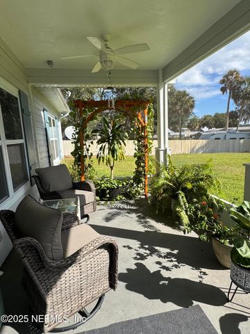 240 ASHLEY Street, Hawthorne, FL 32640