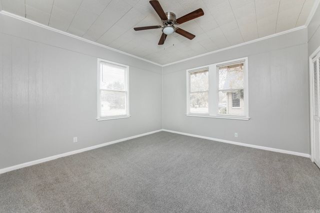 102 NE 5th Street, England, AR 72046