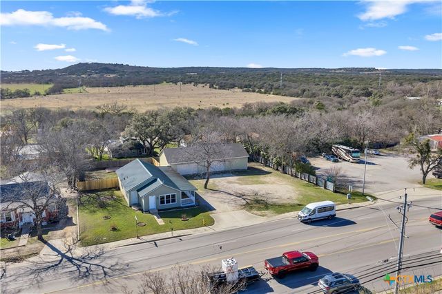 808 N Water Street, Burnet, TX 78611
