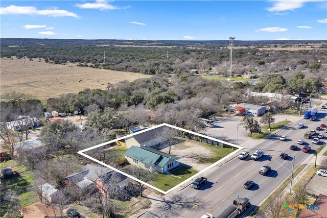 808 N Water Street, Burnet, TX 78611
