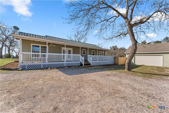 808 N Water Street, Burnet, TX 78611