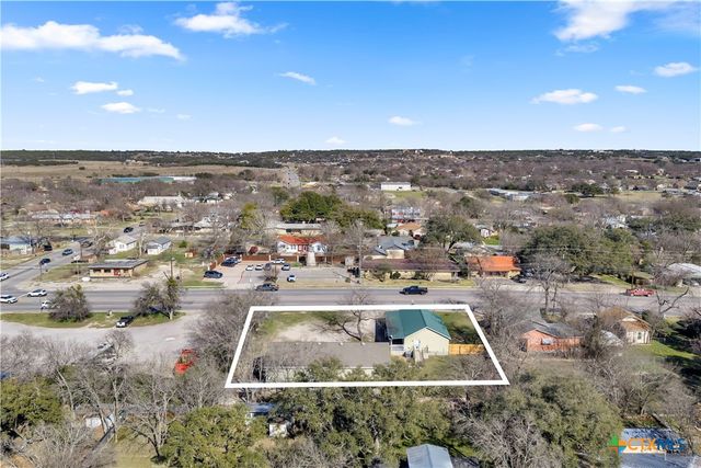 808 N Water Street, Burnet, TX 78611