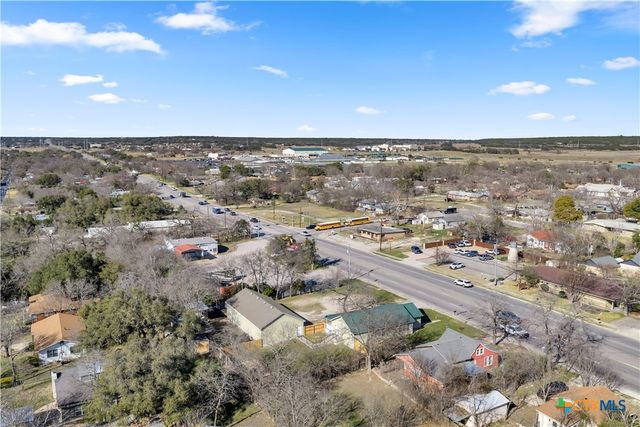 808 N Water Street, Burnet, TX 78611