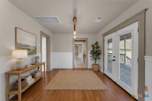 808 N Water Street, Burnet, TX 78611