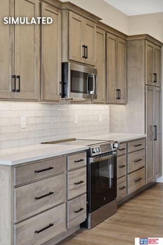 10507 Majestic Lane, Lincoln, NE 68527