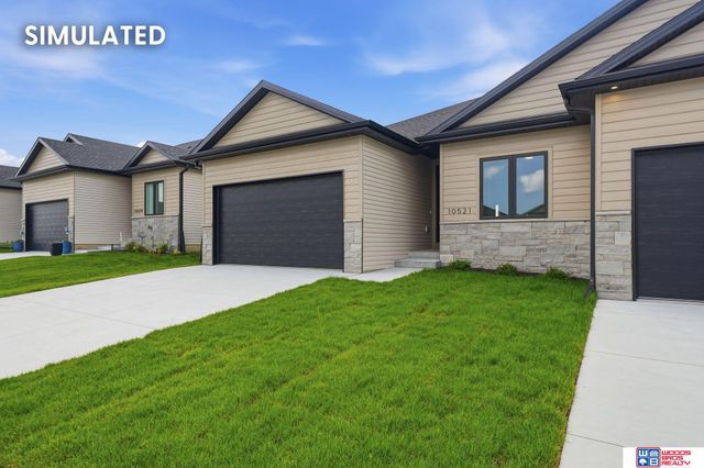 10507 Majestic Lane, Lincoln, NE 68527