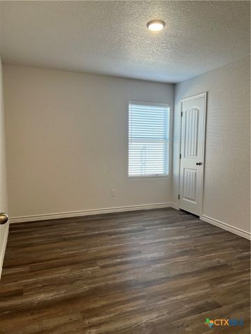 234 Dolphin Drive, Temple, TX 76501
