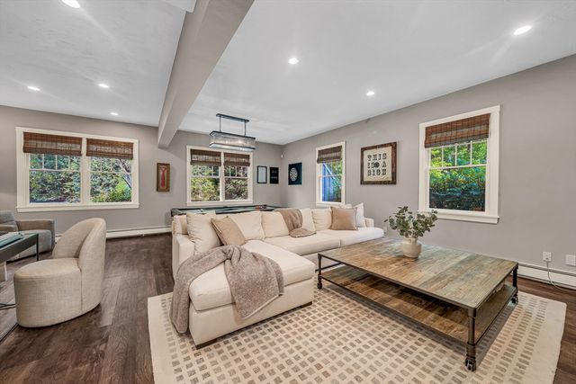 539 Pearl St, Reading, MA 01867