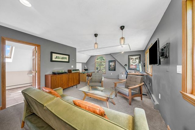 539 Pearl St, Reading, MA 01867