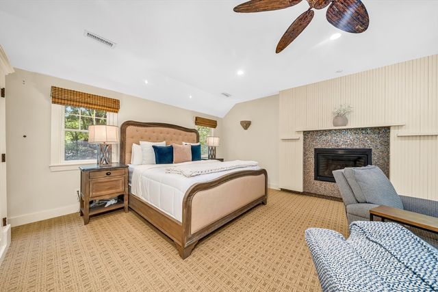 539 Pearl St, Reading, MA 01867