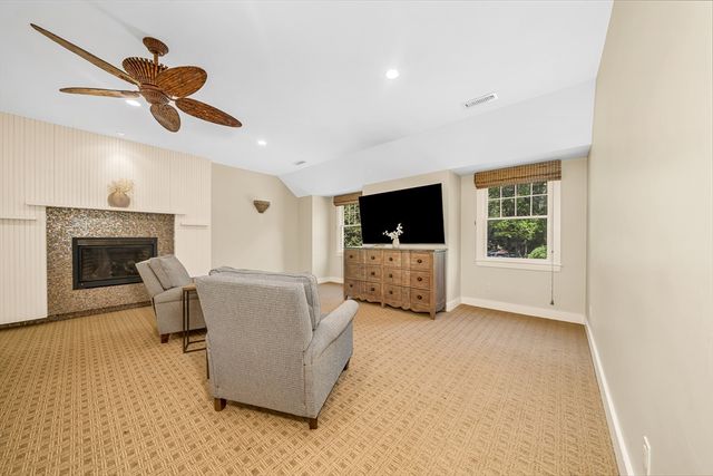 539 Pearl St, Reading, MA 01867