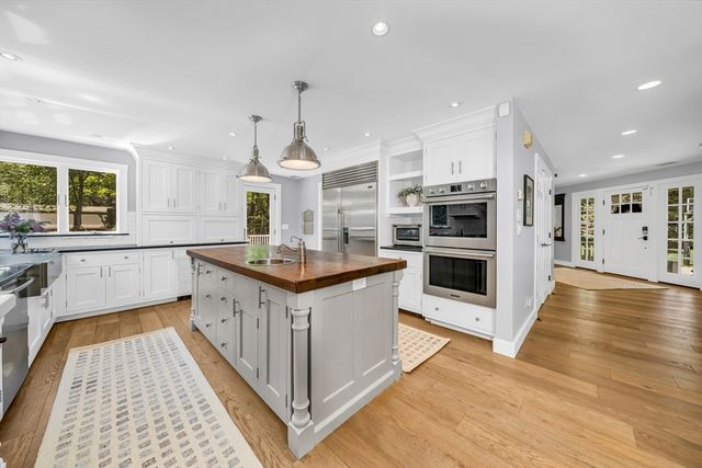 539 Pearl St, Reading, MA 01867
