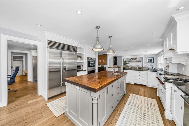 539 Pearl St, Reading, MA 01867