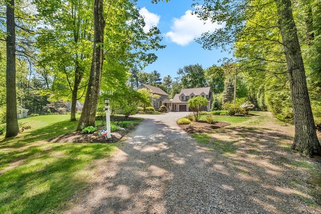539 Pearl St, Reading, MA 01867