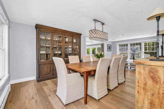 539 Pearl St, Reading, MA 01867