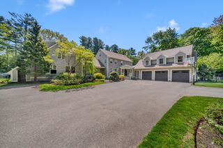 539 Pearl St, Reading, MA 01867