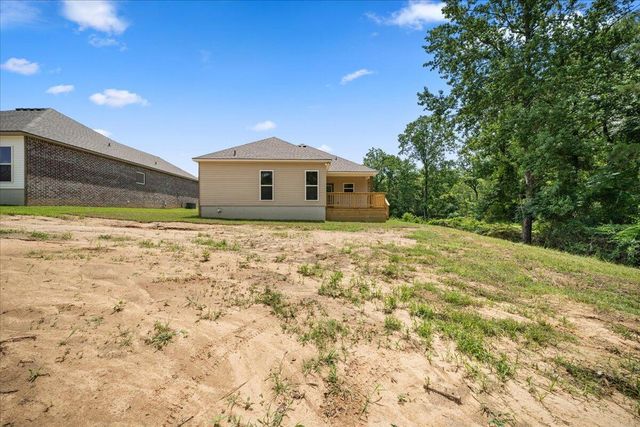 18 Golden Oak, Hattiesburg, MS 39402