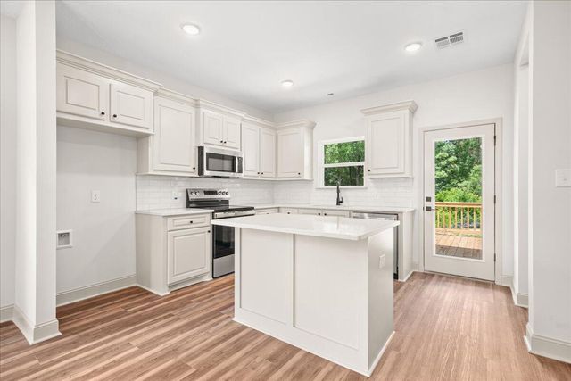 18 Golden Oak, Hattiesburg, MS 39402