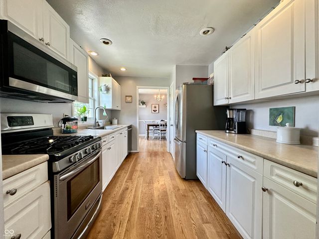 1160 E Jackson Street, Martinsville, IN 46151