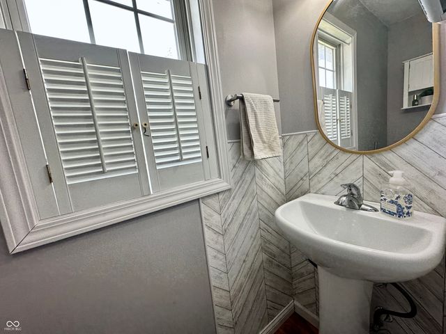 1160 E Jackson Street, Martinsville, IN 46151
