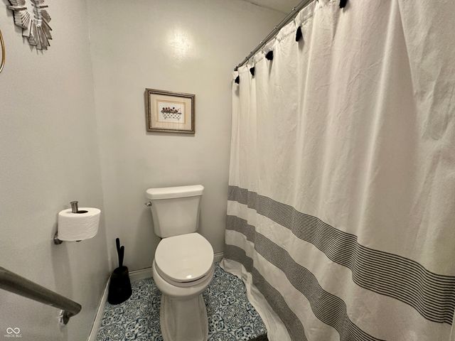 1160 E Jackson Street, Martinsville, IN 46151