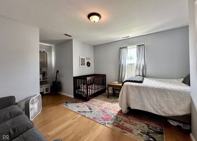 1160 E Jackson Street, Martinsville, IN 46151