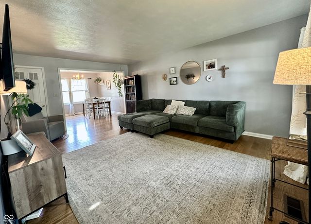 1160 E Jackson Street, Martinsville, IN 46151