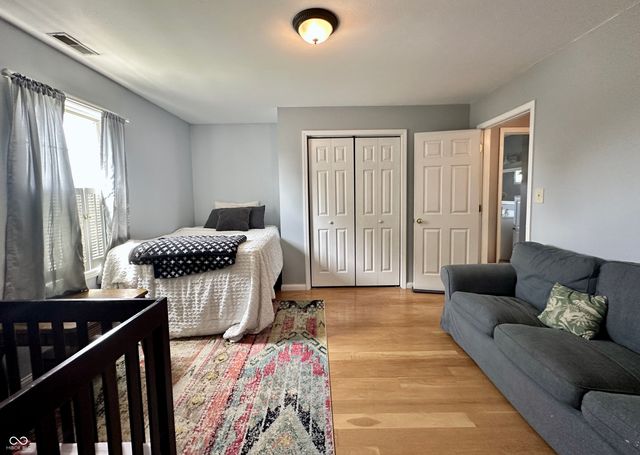 1160 E Jackson Street, Martinsville, IN 46151