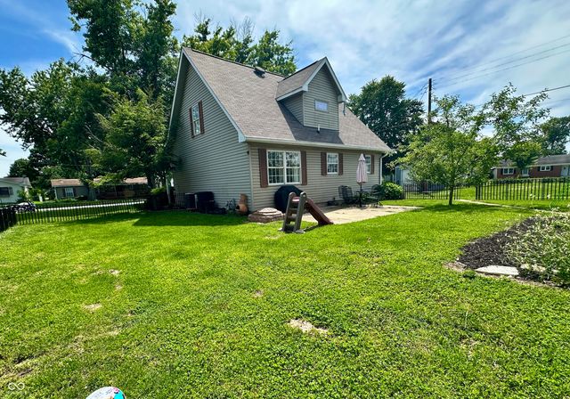 1160 E Jackson Street, Martinsville, IN 46151