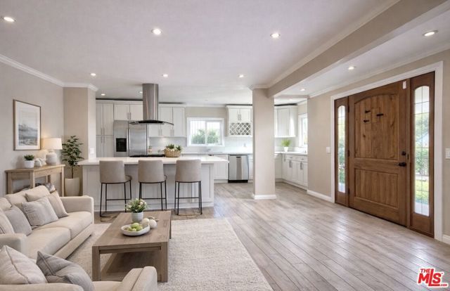 41 Grace Terrace, Pasadena, CA 91105