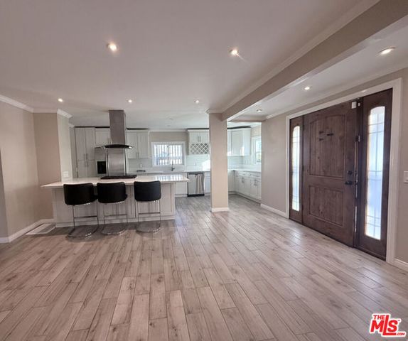 41 Grace Terrace, Pasadena, CA 91105