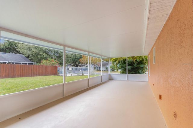 808 OLD BARN ROAD, Orlando, FL 32825