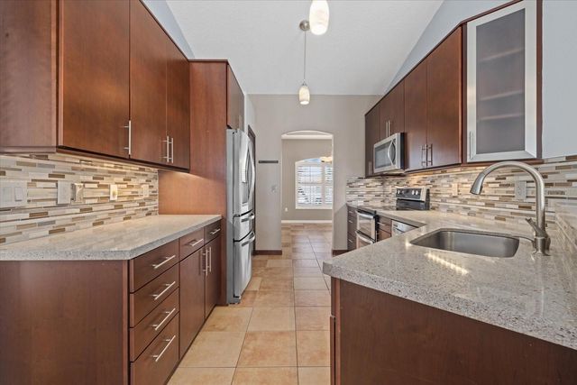 4046 GREEN TREE AVENUE, Sarasota, FL 34233