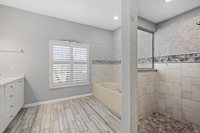 4046 GREEN TREE AVENUE, Sarasota, FL 34233