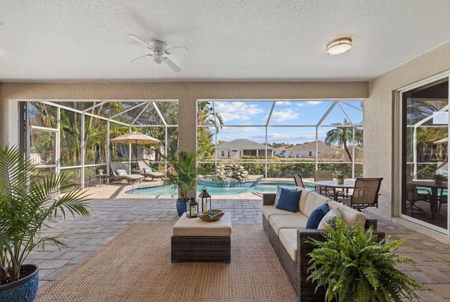 4046 GREEN TREE AVENUE, Sarasota, FL 34233