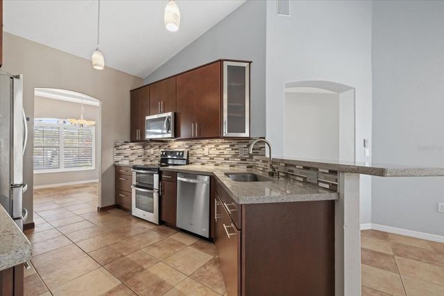 4046 GREEN TREE AVENUE, Sarasota, FL 34233