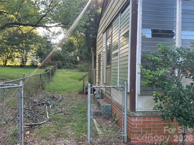235 S Milford Drive, Salisbury, NC 28144