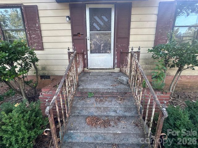 235 S Milford Drive, Salisbury, NC 28144
